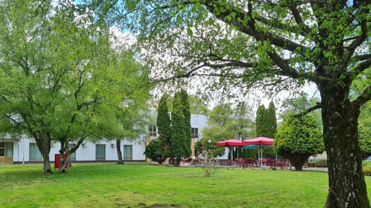 Hotel Biser Panonija Duboka Exterior photo